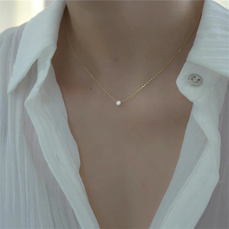 old Plated Zircon Clavicle Necklace