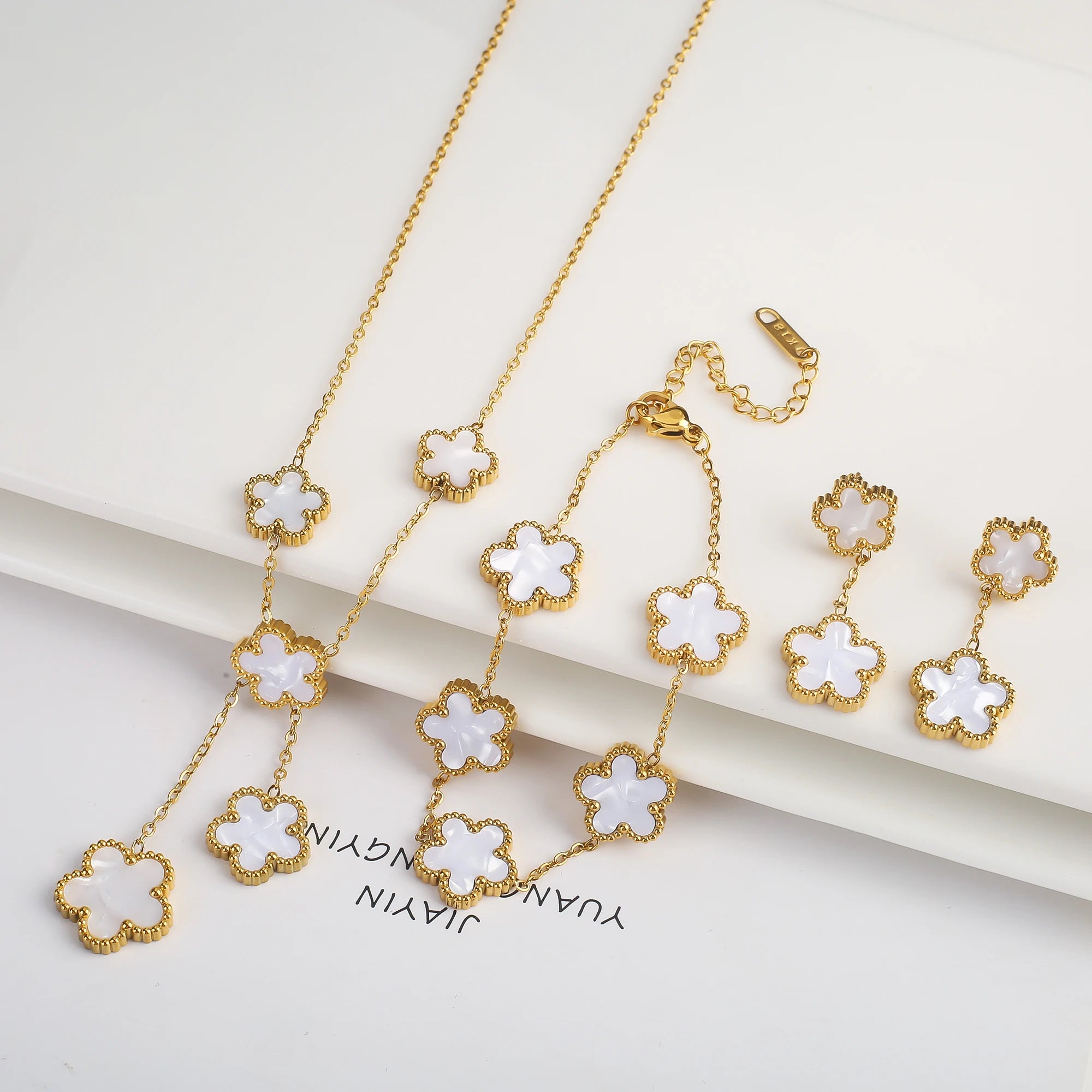 Golden Clover Set